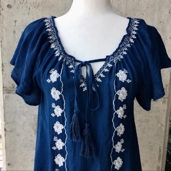 Blu Pepper Blue Embroidered Peasant Top S - Picture 3 of 7